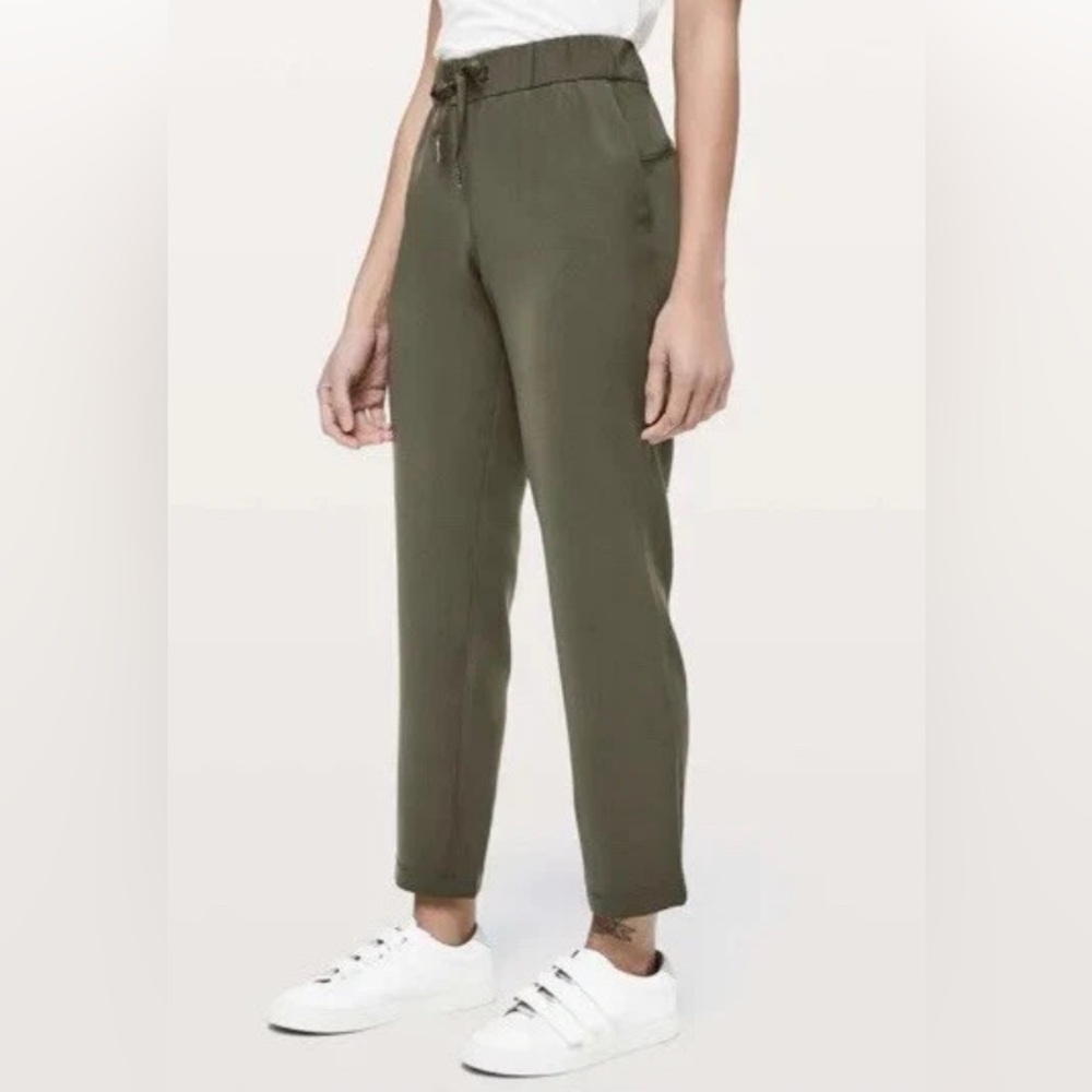 Lululemon On The Fly Pant Woven 28" Dark Olive Comfort Stretch Work Pants